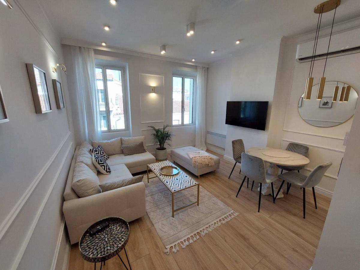 Saint Raphael'S Apartment, Classe 3 Etoiles Luaran gambar